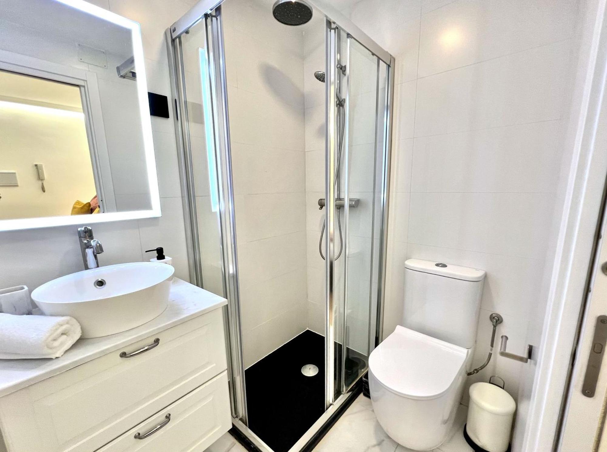Apartment In The Heart Of Madrid-Piso En Malasana 外观 照片